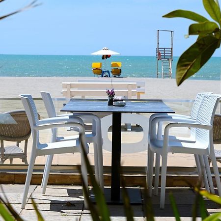 Hotel Andi Durrës Eksteriør bilde