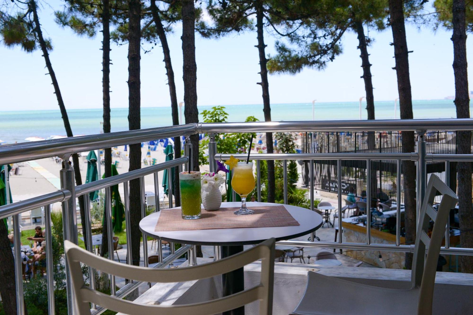 Hotel Andi Durrës Eksteriør bilde