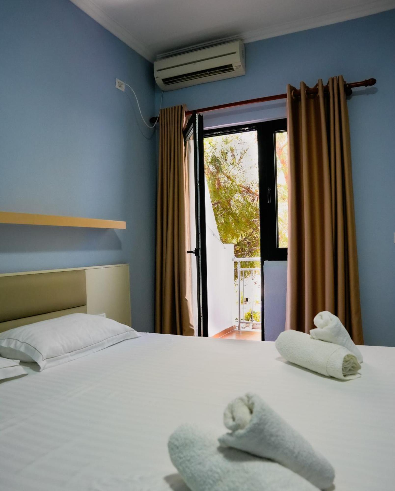 Hotel Andi Durrës Eksteriør bilde