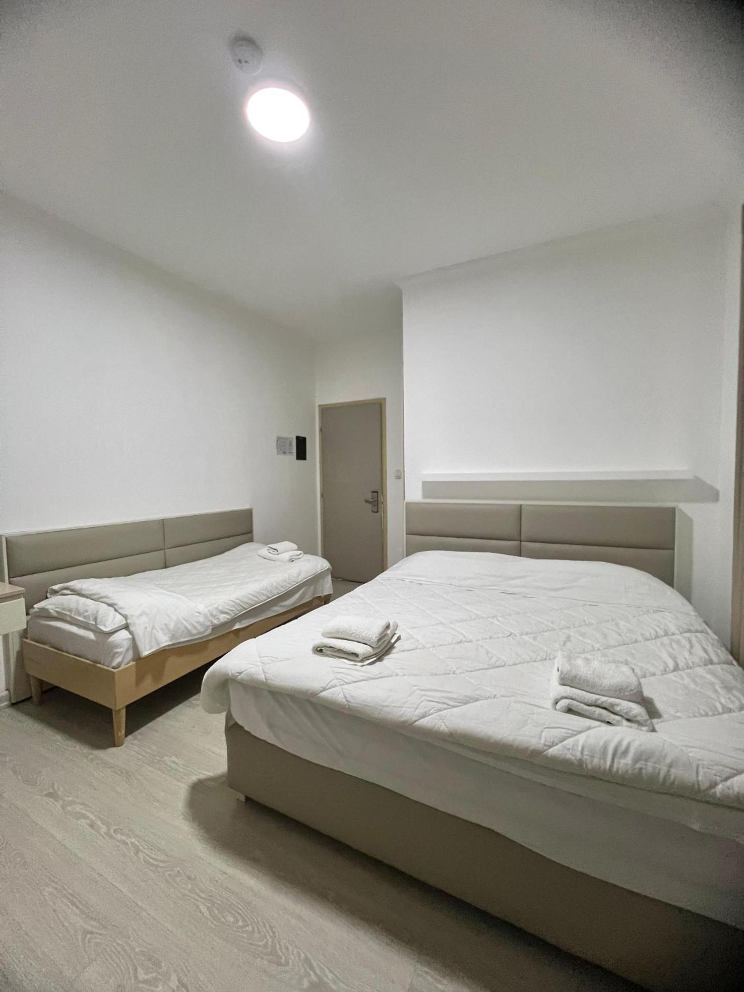 Hotel Andi Durrës Eksteriør bilde