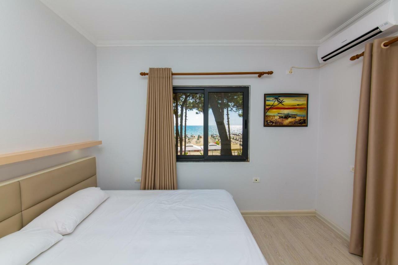 Hotel Andi Durrës Eksteriør bilde